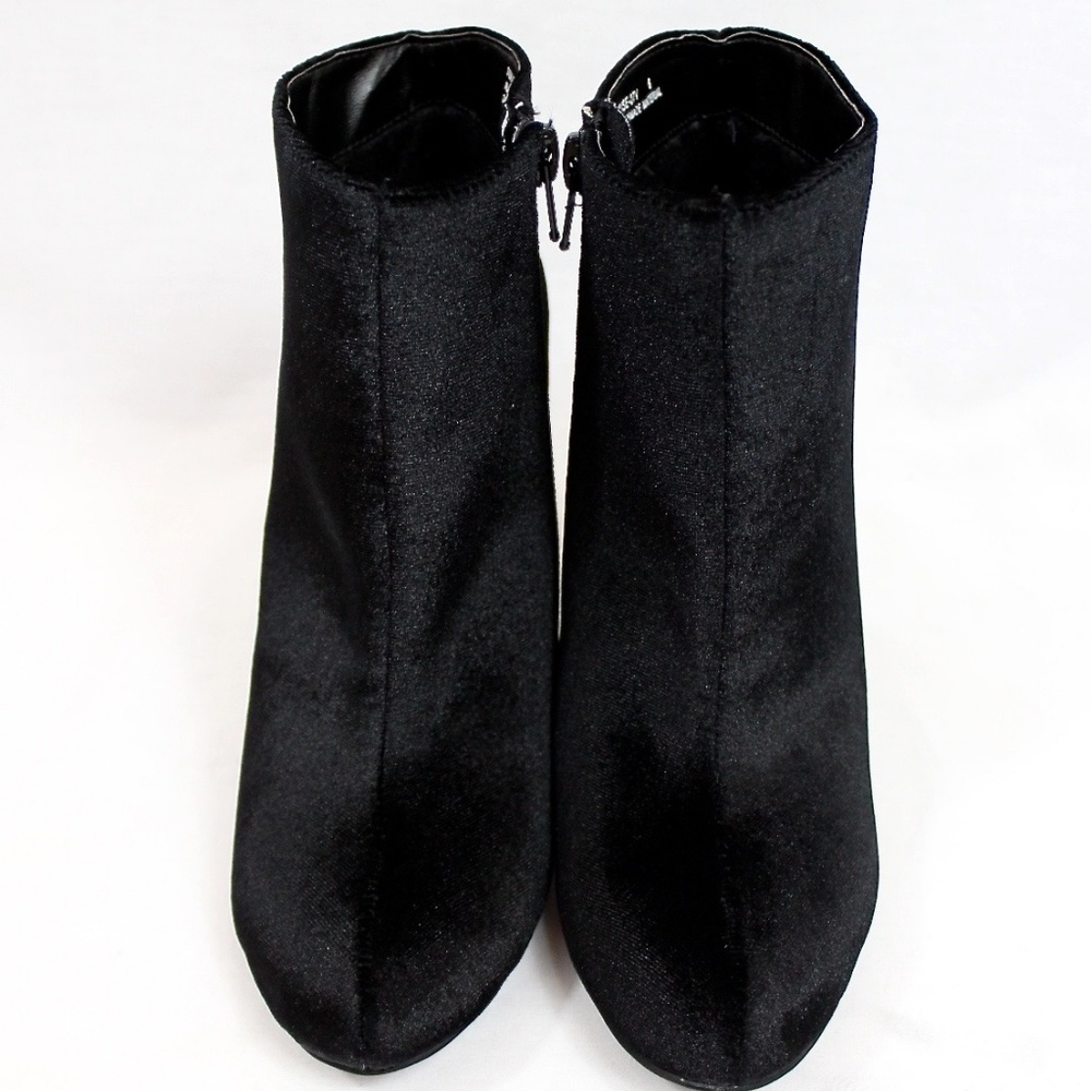 Black Velvet Round Toe Chunky Dress Heel Bootie - Picture 3 of 4